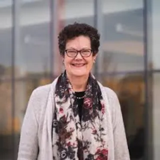 Elizabeth C Childs